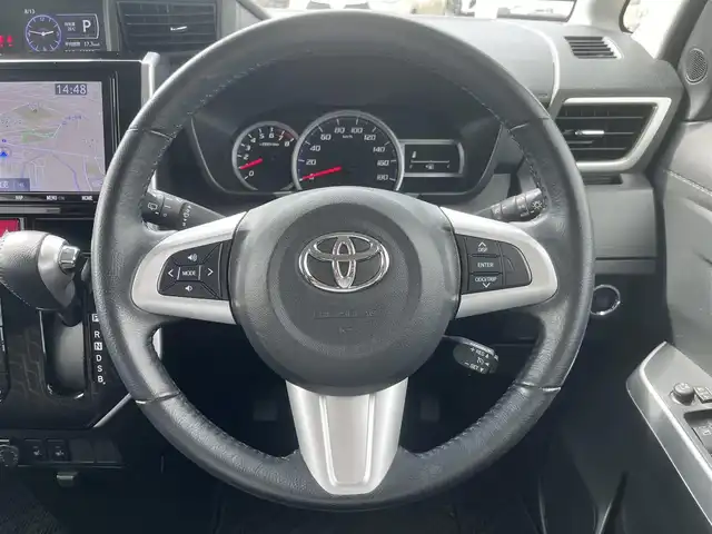 トヨタ ルーミー カスタムG 三重県 2019(令1)年 2.9万km ブラックマイカ/マゼンダベリーメタリック 純正９インチナビ/（Bluetooth/AM/FM/CD/DVD/地デジTV/SD）/ナビレディパッケージ/・バックカメラ/・ステアリングスイッチ（オーディオ）/ドライブレコーダー前後（社外）/ETC/両側パワースライドドア/コンフォートパッケージ/・シートヒーター（運転席/助手席）/・シートバックテーブル（運転席/助手席）/スマートアシスト3（衝突回避支援システム）/・衝突回避支援ブレーキ機能/・衝突警報機能/・車線逸脱警報機能/・誤発進抑制制御機能/・先行車発進お知らせ機能/・オートハイビーム/・コーナーセンサー/LEDヘッドランプ（オートライト）/電動オート格納ドアミラー/シートリフター（運転席）/シートアンダートレイ（助手席）/2トーンカラー/スマートキー/スペアキー
