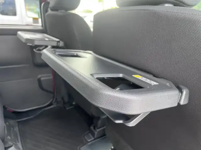 トヨタ ルーミー カスタムG 三重県 2019(令1)年 2.9万km ブラックマイカ/マゼンダベリーメタリック 純正９インチナビ/（Bluetooth/AM/FM/CD/DVD/地デジTV/SD）/ナビレディパッケージ/・バックカメラ/・ステアリングスイッチ（オーディオ）/ドライブレコーダー前後（社外）/ETC/両側パワースライドドア/コンフォートパッケージ/・シートヒーター（運転席/助手席）/・シートバックテーブル（運転席/助手席）/スマートアシスト3（衝突回避支援システム）/・衝突回避支援ブレーキ機能/・衝突警報機能/・車線逸脱警報機能/・誤発進抑制制御機能/・先行車発進お知らせ機能/・オートハイビーム/・コーナーセンサー/LEDヘッドランプ（オートライト）/電動オート格納ドアミラー/シートリフター（運転席）/シートアンダートレイ（助手席）/2トーンカラー/スマートキー/スペアキー