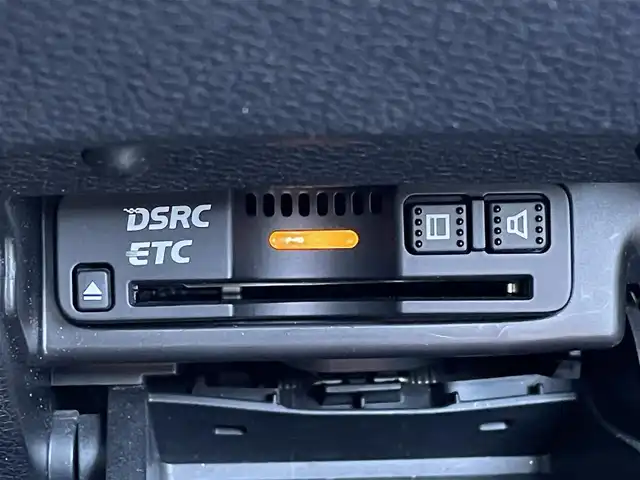 ホンダ アコード ハイブリッド EX 島根県 2014(平26)年 11.5万km ホワイトオーキッドパール 登録時走行距離114674km/純正ナビ(Bluetooth・AM・FM・CD)/フルセグTV/バックカメラ/ETC/電動リアサンシェード/前席パワーシート/社外フロアマット/純正17インチAW/アイドリングストップ/レーダークルーズコントロール/前後コーナーセンサー/レーンキープアシスト/衝突被害軽減ブレーキ/横滑り防止装置/オートライト/LEDヘッドライト/プッシュスタート/取扱説明書