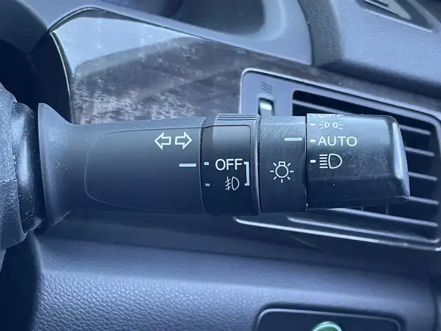 ホンダ アコード ハイブリッド EX 島根県 2014(平26)年 11.5万km ホワイトオーキッドパール 登録時走行距離114674km/純正ナビ(Bluetooth・AM・FM・CD)/フルセグTV/バックカメラ/ETC/電動リアサンシェード/前席パワーシート/社外フロアマット/純正17インチAW/アイドリングストップ/レーダークルーズコントロール/前後コーナーセンサー/レーンキープアシスト/衝突被害軽減ブレーキ/横滑り防止装置/オートライト/LEDヘッドライト/プッシュスタート/取扱説明書