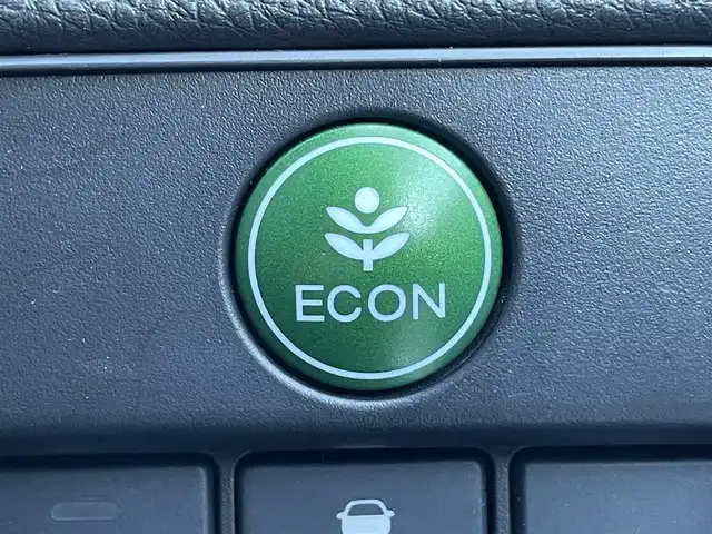 ホンダ アコード ハイブリッド EX 島根県 2014(平26)年 11.5万km ホワイトオーキッドパール 登録時走行距離114674km/純正ナビ(Bluetooth・AM・FM・CD)/フルセグTV/バックカメラ/ETC/電動リアサンシェード/前席パワーシート/社外フロアマット/純正17インチAW/アイドリングストップ/レーダークルーズコントロール/前後コーナーセンサー/レーンキープアシスト/衝突被害軽減ブレーキ/横滑り防止装置/オートライト/LEDヘッドライト/プッシュスタート/取扱説明書