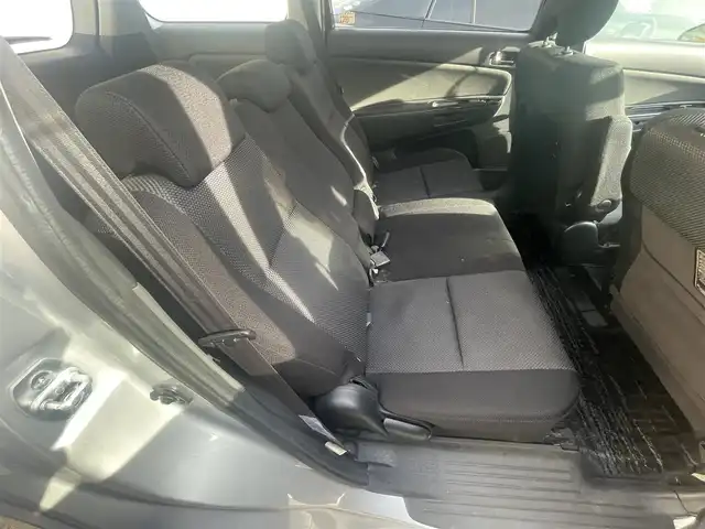 トヨタ ウィッシュ X Sパッケージ 兵庫県 2004(平16)年 19.7万km シルバーM 保証書・取説・有/純正メモリーナビ・CD・MD・FM・AM/バックカメラ/フロントコーナーカメラ/ETC/リモコンキー×1/純正フロアマット/純正ドアバイザー/純正フルエアロ