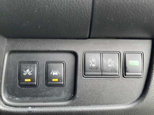 日産 セレナ HWS S HV Vセレ +SeftyⅡ 熊本県 2016(平28)年 8.5万km ダイヤモンドブラック (株)IDOMが運営する【じしゃロン熊本店】の自社ローン専用車両になります。/こちらは現金またはオートローンご利用時の価格です。自社ローンご希望の方は別途その旨お申付け下さい /純正ナビ（ＣＤ　ＤＶＤ　フルセグＴＶ）　/アラウンドビューモニター　/両側パワースライドドア　/ビルトインＥＴＣ　/クルーズコントロール　/エマージェンシーブレーキ　/前後コーナーセンサー　/ＬＥＤヘッドライト