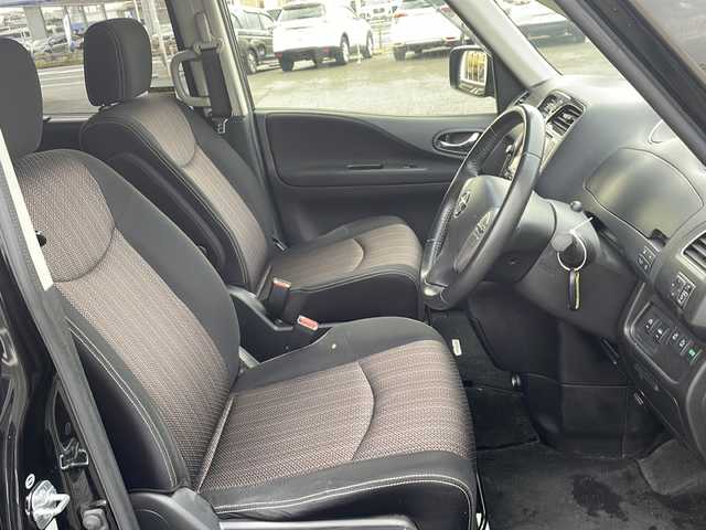 日産 セレナ HWS S HV Vセレ +SeftyⅡ 熊本県 2016(平28)年 8.5万km ダイヤモンドブラック (株)IDOMが運営する【じしゃロン熊本店】の自社ローン専用車両になります。/こちらは現金またはオートローンご利用時の価格です。自社ローンご希望の方は別途その旨お申付け下さい /純正ナビ（ＣＤ　ＤＶＤ　フルセグＴＶ）　/アラウンドビューモニター　/両側パワースライドドア　/ビルトインＥＴＣ　/クルーズコントロール　/エマージェンシーブレーキ　/前後コーナーセンサー　/ＬＥＤヘッドライト