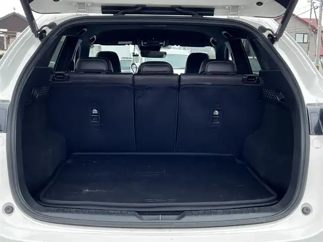 マツダ ＣＸ－５ XD エクスクルーシブモード 道央・札幌 2025(令7)年 1万km ロジウムホワイトプレミアムメタリック ４WD/ワンオーナー/BOSEサウンド/純正メモリーナビ/AM/FM/BT/フルセグ/衝突被害軽減ブレーキ/レーダークルーズコントロール/横滑り防止装置/レーンキープアシスト/クリアランスソナー/ブラインドスポットモニター/バックカメラ/サイドカメラ/フロントカメラ/全方位カメラ/アラウンドビューモニター/ETC/ドライブレコーダー/アイドリングストップ/パワーバックドア/前席パワーシート/D席メモリーシート/全席シートヒーター/前席エアシート/レザーシート/革巻きステアリング/ステアリングリモコン/パドルシフト/ハンドルヒーター/電動パーキング/オートブレーキホールド/自動防眩ミラー/MTモード付AT/プッシュスタート/スマートキー/LEDヘッドライト/オートライト/オートマチックハイビーム/電動格納ミラー/ウィンカーミラー/純正フロアマット/スペアキー/純正エンジンスターター