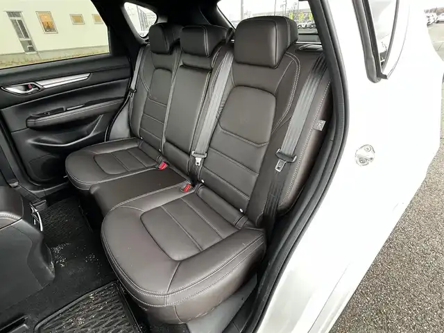 マツダ ＣＸ－５ XD エクスクルーシブモード 道央・札幌 2025(令7)年 1万km ロジウムホワイトプレミアムメタリック ４WD/ワンオーナー/BOSEサウンド/純正メモリーナビ/AM/FM/BT/フルセグ/衝突被害軽減ブレーキ/レーダークルーズコントロール/横滑り防止装置/レーンキープアシスト/クリアランスソナー/ブラインドスポットモニター/バックカメラ/サイドカメラ/フロントカメラ/全方位カメラ/アラウンドビューモニター/ETC/ドライブレコーダー/アイドリングストップ/パワーバックドア/前席パワーシート/D席メモリーシート/全席シートヒーター/前席エアシート/レザーシート/革巻きステアリング/ステアリングリモコン/パドルシフト/ハンドルヒーター/電動パーキング/オートブレーキホールド/自動防眩ミラー/MTモード付AT/プッシュスタート/スマートキー/LEDヘッドライト/オートライト/オートマチックハイビーム/電動格納ミラー/ウィンカーミラー/純正フロアマット/スペアキー/純正エンジンスターター