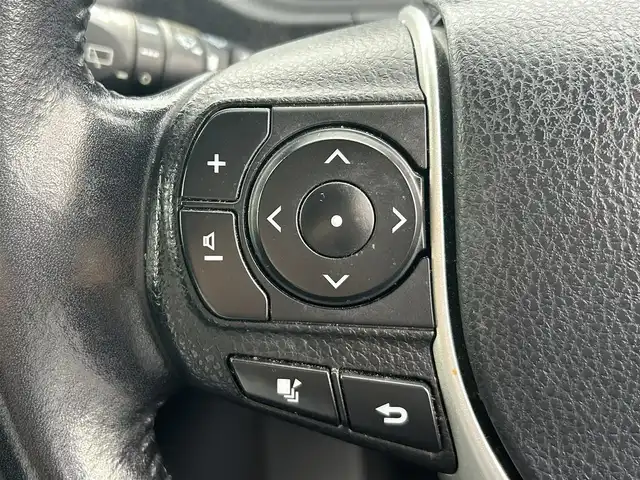 トヨタ ヴォクシー ハイブリッド V 岡山県 2014(平26)年 14.6万km ブラック 登録時走行距離145516km/アルパイン10インチナビ/フルセグTV(AM.FM.CD.DVD.TV.BT)/両側スライドドア/パワースライドドア/バックカメラ/ETC/シートヒーター/衝突軽減ブレーキ/横滑り防止装置/クルーズコントロール/オートライト/アイドリングストップ/15インチ純正AW/純正フロアマット/スマートキー/スペアキー/プッシュスタート