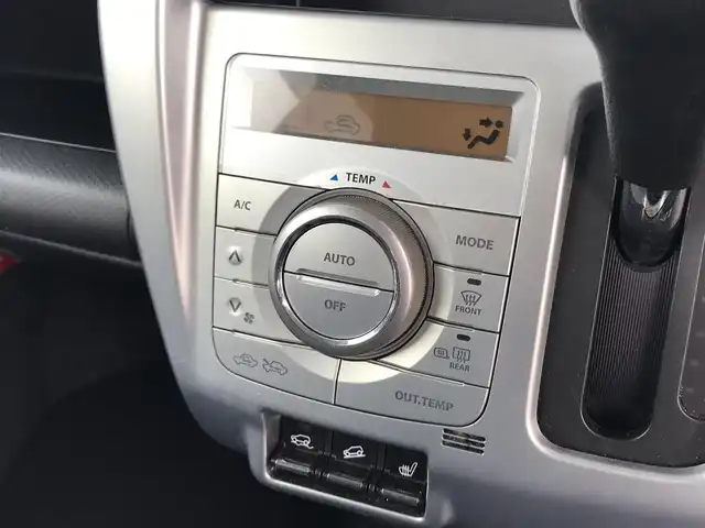 スズキ ハスラー X 鳥取県 2014(平26)年 7.8万km フェニックスレッドパール/ブルーイッシュブラックパール ４・W・D/純正ナビ/ワンセグ/BT/USB/バックカメラ/レーダーブレーキサポート/運転席シートヒーター/キセノンヘットライト/LEDポジションリング/フォグライト/レザー調シートカバー/純正15インチアルミホイール/プッシュエンジンスタート/アイドリングストップ/スペアキー/フロアマット/ドアバイザー