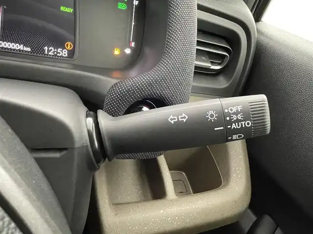 ホンダ フリード ハイブリット 福島県 2025(令7)年 0.1千km クリスタルブラックパール ホンダセンシング/・衝突軽減ブレーキ/・アダプティブクルーズコントロール/・先行車発進お知らせ/・歩行者事故低減ステアリング/・レーンキープアシスト/・標識認識機能/・トラフィックジャムアシスト/・BSM/・誤発進抑制/・後方誤発進抑制/・急アクセル抑制/・パーキングセンサー/純正9インチメモリーナビ/型式：LXM-242ZFNi/・フルセグTV/・Bluetooth/・FM/AM/・AppleCarPlay/・androidオート/・ステアリングスイッチ/・USB/両側パワースライドドア/LEDヘッドライト/・オートライト/・オートマチックハイビーム/前席シートヒーター/純正15インチホイール/サーキュレーター/プッシュスタート/・スマートキー/・スペアキー