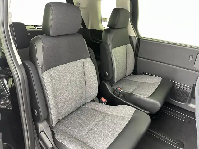 ホンダ フリード ハイブリット 福島県 2025(令7)年 0.1千km クリスタルブラックパール ホンダセンシング/・衝突軽減ブレーキ/・アダプティブクルーズコントロール/・先行車発進お知らせ/・歩行者事故低減ステアリング/・レーンキープアシスト/・標識認識機能/・トラフィックジャムアシスト/・BSM/・誤発進抑制/・後方誤発進抑制/・急アクセル抑制/・パーキングセンサー/純正9インチメモリーナビ/型式：LXM-242ZFNi/・フルセグTV/・Bluetooth/・FM/AM/・AppleCarPlay/・androidオート/・ステアリングスイッチ/・USB/両側パワースライドドア/LEDヘッドライト/・オートライト/・オートマチックハイビーム/前席シートヒーター/純正15インチホイール/サーキュレーター/プッシュスタート/・スマートキー/・スペアキー