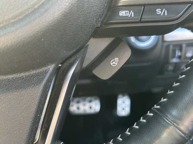 スバル アウトバック リミテッド 佐賀県 2018(平30)年 12万km クリスタルブラックシリカ 純正ナビ/Bluetooth/CD/DVD/USB/フルセグTV/バックモニター/前方ドライブレコーダー/アイサイト/・衝突軽減システム/・レーンキープアシスト/・追従機能付きクルーズコントロール/・ブラインドスポットモニター/全席シートヒーター/前席パワーシート/LEDオートライト/オートエアコン/ステアリングヒーター/パワーバックドア/ETC/X-MODE/パドルシフト/革巻きステアリング/電格ウィンカーミラー/ステアリングスイッチ/保証書/取扱説明書/スペアキー