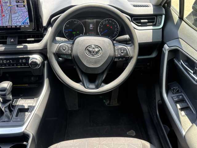 トヨタ ＲＡＶ４ ハイブリットX 福岡県 2020(令2)年 6.5万km グレーメタリック レーンキープアシスト/横滑り防止装置/衝突被害軽減システム/エアバッグWサイド/カーテンエアバッグ/ABS/クルーズコントロール/前後ドラレコ/盗難防止装置/前後車外カメラ/前後コーナーセンサー/BT/純正ETC/社外ナビ/フルセグTV /プッシュスタート/PW/スマートキー/AAC/サンルーフ/純正フロアマット/純正アルミホイール/オートライト/オートマチックハイビーム/LEDライト