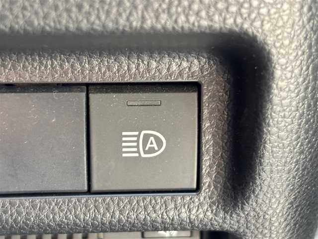 トヨタ ＲＡＶ４ ハイブリットX 福岡県 2020(令2)年 6.5万km グレーメタリック レーンキープアシスト/横滑り防止装置/衝突被害軽減システム/エアバッグWサイド/カーテンエアバッグ/ABS/クルーズコントロール/前後ドラレコ/盗難防止装置/前後車外カメラ/前後コーナーセンサー/BT/純正ETC/社外ナビ/フルセグTV /プッシュスタート/PW/スマートキー/AAC/サンルーフ/純正フロアマット/純正アルミホイール/オートライト/オートマチックハイビーム/LEDライト