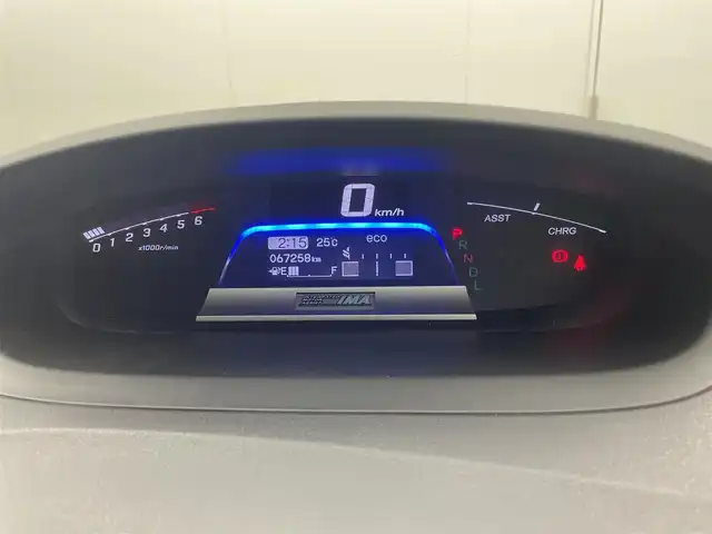 ホンダ フリード ハイブリット プレミアムエディション 茨城県 2016(平28)年 6.8万km ホワイトオーキッドパール 純正ナビ［VXM-165VFi］/フルセグ再生可/バックカメラ/ハーフレザーシート/両側パワースライドドア/純正フロアマット/ビルトインETC/ドライブレコーダー（前のみ）