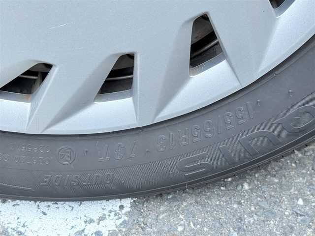 ホンダ ゼスト D スペシャル 大阪府 2008(平20)年 14.9万km ナイトホークブラックパール HIDヘッドライト/ETC/ドアバイザー