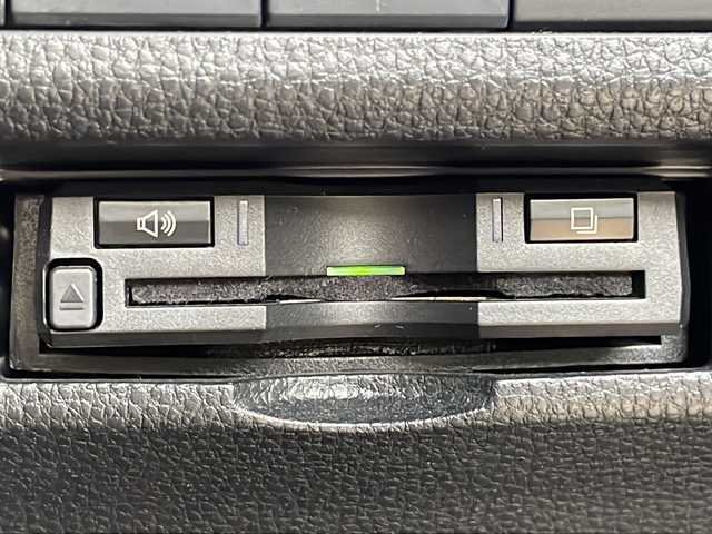トヨタ ＲＡＶ４ X 広島県 2020(令2)年 6万km アティチュードブラックマイカ 禁煙/社外ナビ/バックカメラ/クルーズコントロール/ドライブレコーダー/オートマティックハイビーム/オートライト/LED/ETC/スペアキー