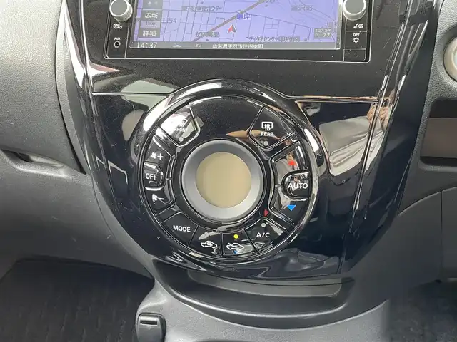 日産 ノート e－パワー X 山梨県 2018(平30)年 5.7万km インペリアルアンバーP 純正ナビ/純正CD/DVD/Bluetooth接続/フルセグTV/アラウンドビューモニター/ETC/サイドバイザー/ステアリングスイッチ/取扱説明書/保証書