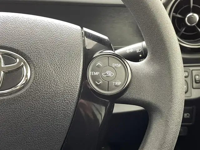 トヨタ アクア S スタイルブラック 熊本県 2017(平29)年 6.6万km ブラックマイカ 社外ナビ（ＣＤ・ＤＶＤ・フルセグ・ＢＴ・ＳＤ）/バックカメラ　/社外ＥＴＣ　/衝突軽減ブレーキ　/横滑り防止　/電動格納ミラー　/純正フロアマット　/オートライト　/オートマチックハイビーム　/ＬＥＤヘッドライト/スマートキー/プッシュスタート