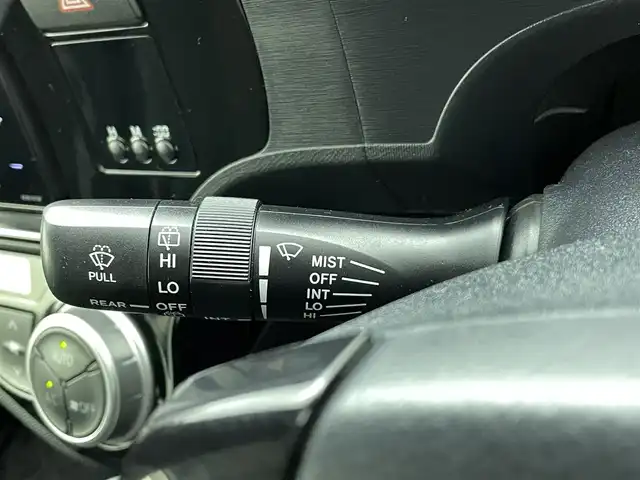 トヨタ アクア S スタイルブラック 熊本県 2017(平29)年 6.6万km ブラックマイカ 社外ナビ（ＣＤ・ＤＶＤ・フルセグ・ＢＴ・ＳＤ）/バックカメラ　/社外ＥＴＣ　/衝突軽減ブレーキ　/横滑り防止　/電動格納ミラー　/純正フロアマット　/オートライト　/オートマチックハイビーム　/ＬＥＤヘッドライト/スマートキー/プッシュスタート