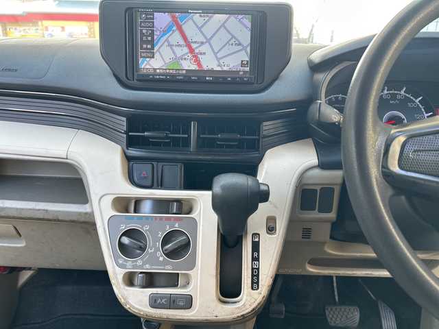 ダイハツ ムーヴ L 福岡県 2017(平29)年 4.4万km シルキーグリーンP 純正ナビ（フルTV・AM/FM）/CD/SD/AUX/電動格納ミラー/横滑り防止/アイドリングストップ