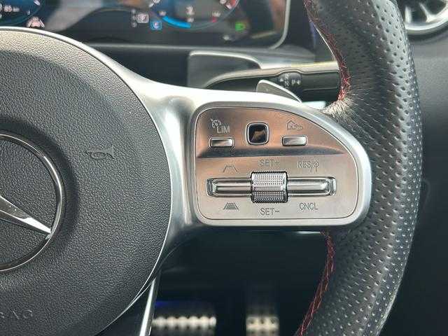 メルセデス・ベンツ ＧＬＢ２００ｄ AMGライン 埼玉県 2020(令2)年 2.9万km デニムブルー レーダーセーフティＰＫＧ/黒半革シート　/純正ナビ　/３６０度カメラ　/フルセグＴＶ　/アンビエントライト　/シートヒーター　/パワーシート　/パワーバックドア　/ドライブレコーダー　/ＥＴＣ