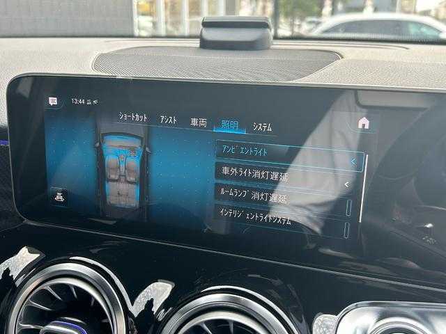 メルセデス・ベンツ ＧＬＢ２００ｄ AMGライン 埼玉県 2020(令2)年 2.9万km デニムブルー レーダーセーフティＰＫＧ/黒半革シート　/純正ナビ　/３６０度カメラ　/フルセグＴＶ　/アンビエントライト　/シートヒーター　/パワーシート　/パワーバックドア　/ドライブレコーダー　/ＥＴＣ