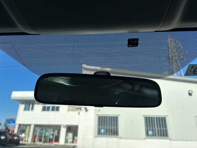 トヨタ プリウス L 富山県 2009(平21)年 15万km シルバーM スマートキー/純正HDDナビ（NHZN-W59G）/フルセグTV/CD/DVD再生/Bluetooth/純正フロアマット/純正ドアバイザー/電格ウィンカーミラー/オートライト/ヘッドライトレベライザー/HIDヘッドライト/ステアリングスイッチ/プッシュスタート/ナビ取説/保証書