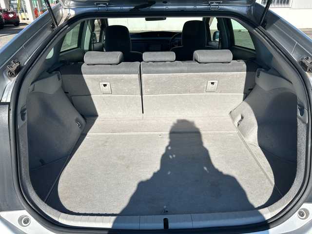 トヨタ プリウス L 富山県 2009(平21)年 15万km シルバーM スマートキー/純正HDDナビ（NHZN-W59G）/フルセグTV/CD/DVD再生/Bluetooth/純正フロアマット/純正ドアバイザー/電格ウィンカーミラー/オートライト/ヘッドライトレベライザー/HIDヘッドライト/ステアリングスイッチ/プッシュスタート/ナビ取説/保証書