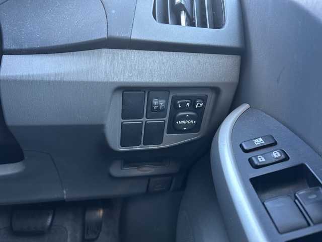 トヨタ プリウス L 富山県 2009(平21)年 15万km シルバーM スマートキー/純正HDDナビ（NHZN-W59G）/フルセグTV/CD/DVD再生/Bluetooth/純正フロアマット/純正ドアバイザー/電格ウィンカーミラー/オートライト/ヘッドライトレベライザー/HIDヘッドライト/ステアリングスイッチ/プッシュスタート/ナビ取説/保証書