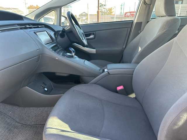 トヨタ プリウス L 富山県 2009(平21)年 15万km シルバーM スマートキー/純正HDDナビ（NHZN-W59G）/フルセグTV/CD/DVD再生/Bluetooth/純正フロアマット/純正ドアバイザー/電格ウィンカーミラー/オートライト/ヘッドライトレベライザー/HIDヘッドライト/ステアリングスイッチ/プッシュスタート/ナビ取説/保証書