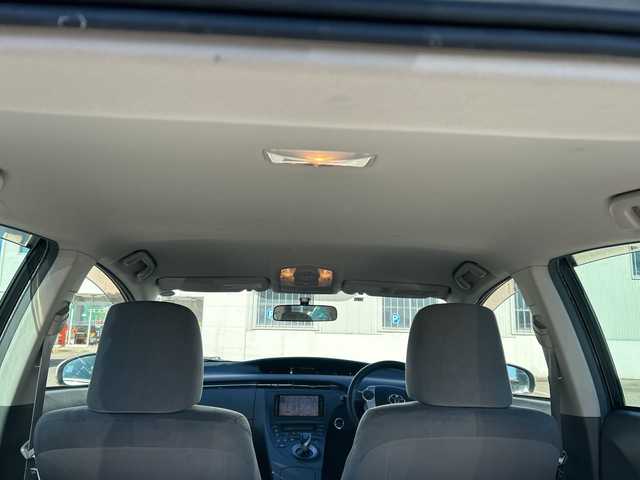 トヨタ プリウス L 富山県 2009(平21)年 15万km シルバーM スマートキー/純正HDDナビ（NHZN-W59G）/フルセグTV/CD/DVD再生/Bluetooth/純正フロアマット/純正ドアバイザー/電格ウィンカーミラー/オートライト/ヘッドライトレベライザー/HIDヘッドライト/ステアリングスイッチ/プッシュスタート/ナビ取説/保証書