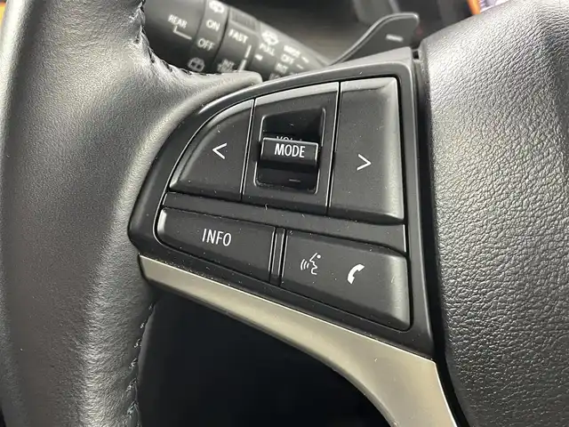 スズキ スペーシア ギア HYBRID XZターボ 福島県 2021(令3)年 6万km クールカーキパールメタリック/ガンメタリック2トーン ワンオーナー/ルーフレール/スズキセーフティサポート/・デュアルカメラブレーキサポート/・誤発進抑制機能（前方・後方）/・後退時ブレーキサポート/・車線逸脱警報機能/・車線逸脱抑制機能/・ふらつき警報機能/・標識認識機能/・フロントガラス投影式ヘッドアップディスプレイ/・先行車発進お知らせ機能/・ハイビームアシスト/・アダプティブクルーズコントロール（全車速追従機能付き）/純正ナビ/・型番：CN-R2765W/・フルセグ/CD/DVD/SD/BT/FM/AM/・ETC/・全方位カメラ/両側パワースライドドア/革巻きステアリング/・ステアリングスイッチ/・パドルシフト/前席シートヒーター/LEDヘッドライト/・フォグランプ/・オートライト/プッシュスタート/・スマートキー/・アイドリングストップ/純正マット/ドアバイザー