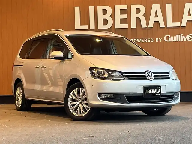 フォルクスワーゲン シャラン TSIハイライン Bモーションテクノ 宮城県 2015(平27)年 3.5万km シルバー ワンオーナー/純正ナビゲーションシステム/フルセグTV/バックカメラ/パーキングアシスト/ハーフレザーシート/シートヒーター/両側パワースライドドア/パワーバックドア/スマートキーシステム/キセノンヘッドライト/オートライト/純正17インチAW/ETC車載器