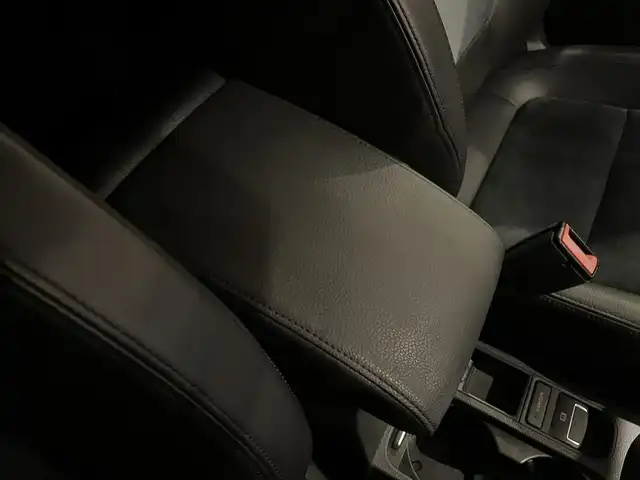 フォルクスワーゲン シャラン TSIハイライン Bモーションテクノ 宮城県 2015(平27)年 3.5万km シルバー ワンオーナー/純正ナビゲーションシステム/フルセグTV/バックカメラ/パーキングアシスト/ハーフレザーシート/シートヒーター/両側パワースライドドア/パワーバックドア/スマートキーシステム/キセノンヘッドライト/オートライト/純正17インチAW/ETC車載器