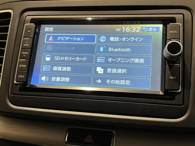 フォルクスワーゲン シャラン TSIハイライン Bモーションテクノ 宮城県 2015(平27)年 3.5万km シルバー ワンオーナー/純正ナビゲーションシステム/フルセグTV/バックカメラ/パーキングアシスト/ハーフレザーシート/シートヒーター/両側パワースライドドア/パワーバックドア/スマートキーシステム/キセノンヘッドライト/オートライト/純正17インチAW/ETC車載器