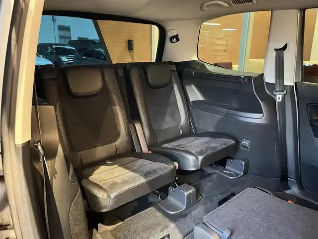 フォルクスワーゲン シャラン TSIハイライン Bモーションテクノ 宮城県 2015(平27)年 3.5万km シルバー ワンオーナー/純正ナビゲーションシステム/フルセグTV/バックカメラ/パーキングアシスト/ハーフレザーシート/シートヒーター/両側パワースライドドア/パワーバックドア/スマートキーシステム/キセノンヘッドライト/オートライト/純正17インチAW/ETC車載器