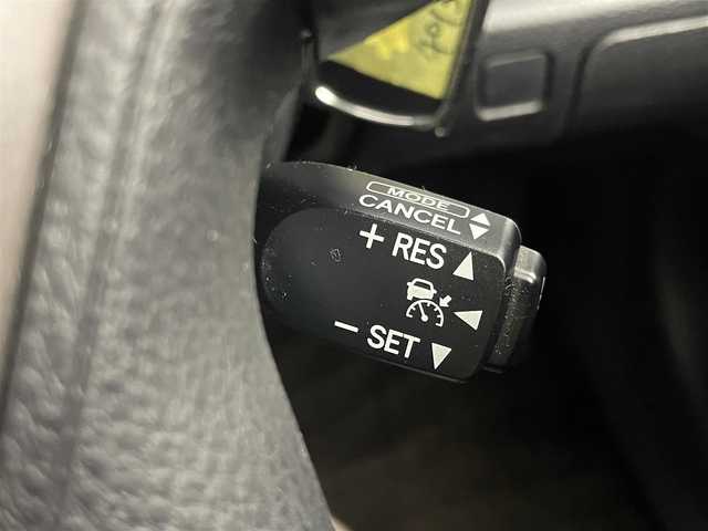 トヨタ クラウン ハイブリッド アスリートS 愛知県 2013(平25)年 6万km ホワイトパールクリスタルシャイン 外部検査実施済み//OP 18インチAW（スパッタリング塗装）//OPアドバンストパッケージ/・プリクラッシュセーフティ/・インテリジェントクリアランスソナー/・レーダークルーズコントロールサンルーフ//OPレザーシートパッケージ/・前席シートベンチレーション&ヒーター//OP サンルーフ//純正8インチHDDナビ//TV Bluetooth CD DVD//ステアリングリモコン//前席パワーシート//LEDヘッドライト//スマートキー//前方ドライブレコーダー//ビルトインETC