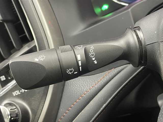 トヨタ クラウン ハイブリッド アスリートS 愛知県 2013(平25)年 6万km ホワイトパールクリスタルシャイン 外部検査実施済み//OP 18インチAW（スパッタリング塗装）//OPアドバンストパッケージ/・プリクラッシュセーフティ/・インテリジェントクリアランスソナー/・レーダークルーズコントロールサンルーフ//OPレザーシートパッケージ/・前席シートベンチレーション&ヒーター//OP サンルーフ//純正8インチHDDナビ//TV Bluetooth CD DVD//ステアリングリモコン//前席パワーシート//LEDヘッドライト//スマートキー//前方ドライブレコーダー//ビルトインETC