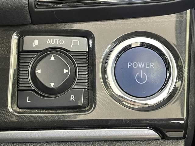 トヨタ クラウン ハイブリッド アスリートS 愛知県 2013(平25)年 6万km ホワイトパールクリスタルシャイン 外部検査実施済み//OP 18インチAW（スパッタリング塗装）//OPアドバンストパッケージ/・プリクラッシュセーフティ/・インテリジェントクリアランスソナー/・レーダークルーズコントロールサンルーフ//OPレザーシートパッケージ/・前席シートベンチレーション&ヒーター//OP サンルーフ//純正8インチHDDナビ//TV Bluetooth CD DVD//ステアリングリモコン//前席パワーシート//LEDヘッドライト//スマートキー//前方ドライブレコーダー//ビルトインETC