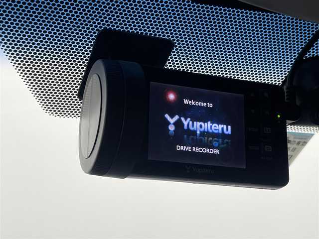 トヨタ クラウン ハイブリッド アスリートS 愛知県 2013(平25)年 6万km ホワイトパールクリスタルシャイン 外部検査実施済み//OP 18インチAW（スパッタリング塗装）//OPアドバンストパッケージ/・プリクラッシュセーフティ/・インテリジェントクリアランスソナー/・レーダークルーズコントロールサンルーフ//OPレザーシートパッケージ/・前席シートベンチレーション&ヒーター//OP サンルーフ//純正8インチHDDナビ//TV Bluetooth CD DVD//ステアリングリモコン//前席パワーシート//LEDヘッドライト//スマートキー//前方ドライブレコーダー//ビルトインETC