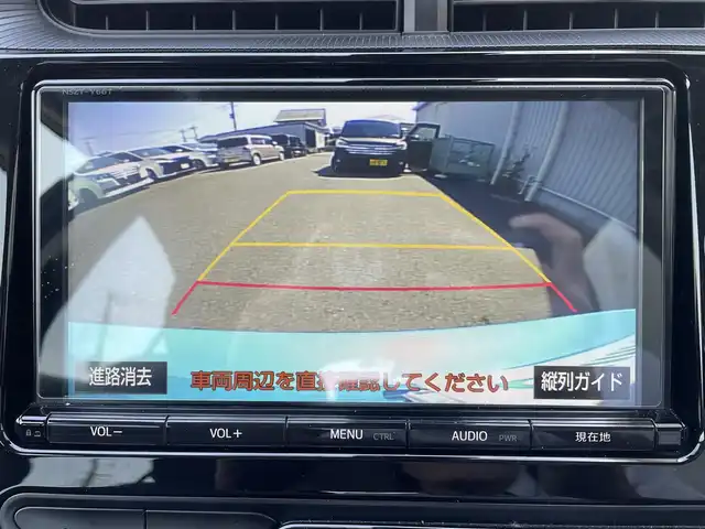 トヨタ アクア S 神奈川県 2018(平30)年 8.3万km クリアエメラルドパールクリスタルシャイン トヨタセーフティセンス　/純正８型ナビ（NSZT-Y66T）/Bluetooth/CD/DVD　/フルセグ　/バックカメラ　/ビルドインＥＴＣ２．０　/クルーズコントロール/前後コーナーセンサー/オートライト/オートマチックハイビーム/ＬＥＤヘッドライト　/スマートキー/レーンキープアシスト/横滑り防止装置/衝突被害軽減システム/ABS/Wエアバック/スペアキー１本/プッシュスタート/前後ドライブレコーダー（TZ-DR212)/合皮シートカバー