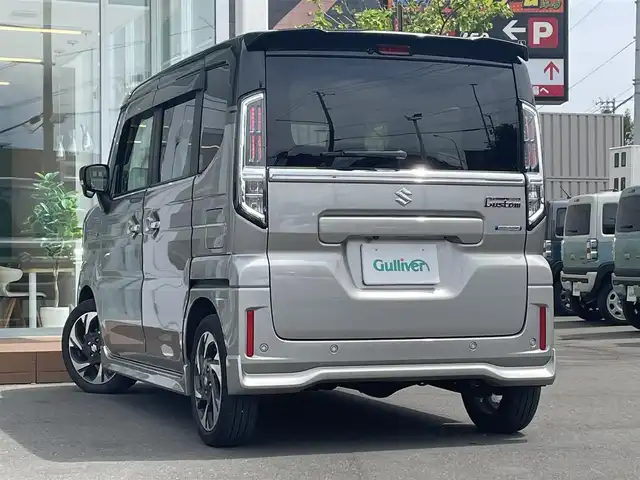 スズキ スペーシア カスタム HYBRID XS 道央・札幌 2024(令6)年 1.3万km スチールシルバーメタリック/ブルーイッシュブラックパール ・４WD/・ワンオーナー/・衝突軽減ブレーキ/・純正ナビ/　CD＆DVD＆BT＆TV/・全方位カメラ/・バックカメラ/・両側パワースライドドア/・コーナーセンサー/・レーンキープアシスト/・レーダークルーズコントロール/・ヘッドアップディスプレイ/・シートヒーター/・ハーフレザーシート/・オートエアコン/・オートライト/・ミラーヒーラー/・ステアリングヒーター/・アイドリングストップ/・ステアリングスイッチ/・ビルトインETC/・プッシュスタート/・スマートキー/・前方ドライブレコーダー/・純正フロアマット/・ドアバイザー/・ウィンカーミラー/・フォグライト