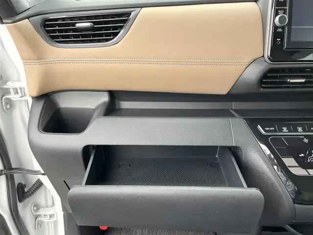 日産 ルークス HWS Gターボ プロパイロットED 奈良県 2020(令2)年 0.7万km ホワイトパール ターボ/純正ナビ(フルセグTV/CD/DVD/AM・FM/BT/AUX)地図SD欠品のためナビ動作未確認/アラウンドビューモニター/ETC/前方ドラレコ/両側パワースライドドア/プロパイロット/クルーズコントロール/エマージェンシーブレーキ/リアサーキュレーター/リアサンシェード/アイドリングストップ/ハーフレザー/LEDヘッドライト/純正15インチアルミホイール/純正フロアマット/スペアキー/保証書/取扱説明書