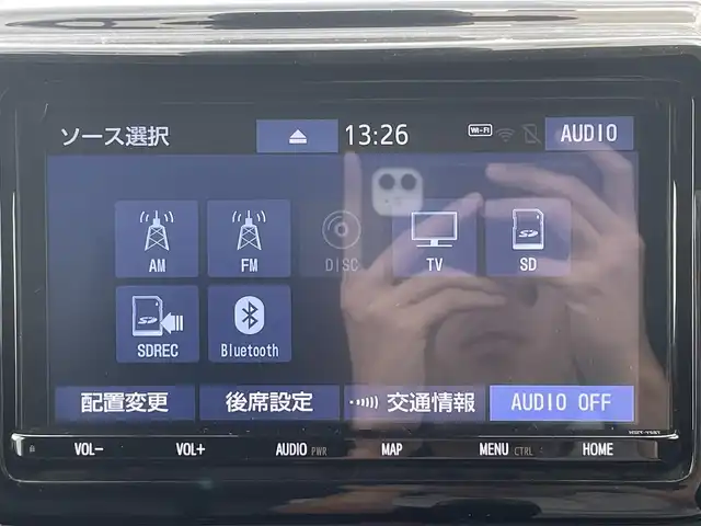 トヨタ ヴォクシー ZS 煌Ⅱ 愛媛県 2019(平31)年 3.5万km ホワイトパールクリスタルシャイン プリクラッシュセーフティ/レーンディパーチャーアラート/クリアランスソナー/オートマチックハイビーム/クルーズコントロール/純正9インチSDナビ【NSZT-Y68T】/　CD/DVD/Bluetooth/フルセグTV/バックカメラ/ビルトインETC/純正12.1型フリップダウンモニター/社外360°ドライブレコーダー/両側パワースライドドア/オートライト/LEDヘッドライト/革調シートカバー/社外18インチAW(ROJAM)/車高調/社外ステアリング/ステアリングスイッチ/プッシュスタート/フロアマット