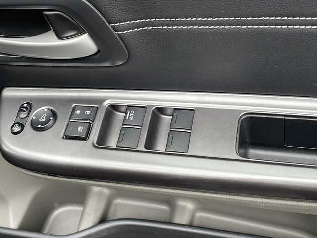 ホンダ フリード＋ G ホンダセンシング 鹿児島県 2018(平30)年 7.9万km 黒 ワンオーナー/社外SDナビ/Bluetooth/TV/フルセグ/AM/FM//ETC/バックカメラ/ACC/LKAS/両側パワースライドドア/横滑り防止装置/車線逸脱アラーム/衝突軽減システム/アイドリンクストップ/電動格納ミラー/ドアバイザー/純正AW15