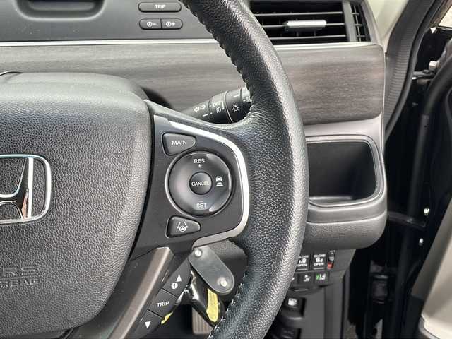 ホンダ フリード＋ G ホンダセンシング 鹿児島県 2018(平30)年 7.9万km 黒 ワンオーナー/社外SDナビ/Bluetooth/TV/フルセグ/AM/FM//ETC/バックカメラ/ACC/LKAS/両側パワースライドドア/横滑り防止装置/車線逸脱アラーム/衝突軽減システム/アイドリンクストップ/電動格納ミラー/ドアバイザー/純正AW15