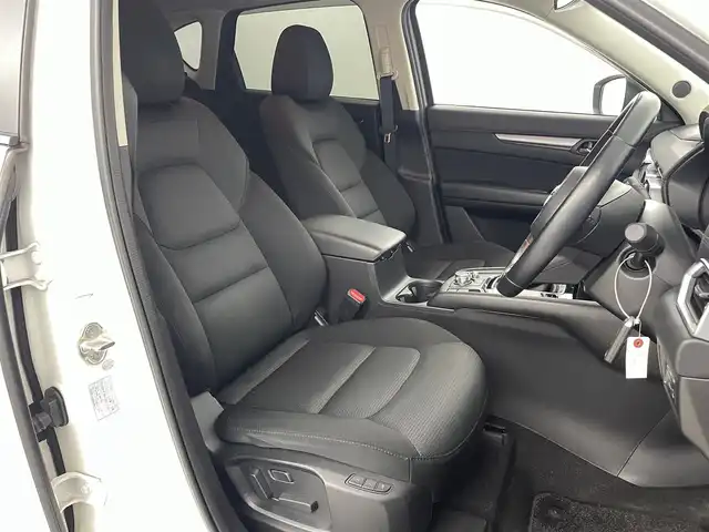 マツダ ＣＸ－５ XD プロアクティブ 福島県 2017(平29)年 6.5万km スノーフレイクホワイトパールマイカ アイアクティブセンス /・衝突軽減システム/・レーンキープアシスト/・ドライバーアテンションアラート/・BSM/・RCTA/・HUD/・オートマッチクハイビーム/BOSEサウンド/純正SDナビゲーション/【AM/FM/DVD/CD/Bluetooth/フルセグ】/バックカメラ　/ドライブレコーダー　/電子パーキング　/・ブレーキホールド　/パワーシート　/・シートヒーター　/・ステアリングヒーター/ＥＴＣ　/プッシュスタート　/スマートキー/MTモード付AT/パワーバックドア/オートライト/・LEDライト/・フォグライト/コーナーセンサー/寒冷地仕様/純正フロアマット