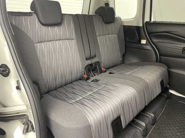 スズキ ソリオ HV MZ 三重県 2021(令3)年 3.5万km ピュアホワイトP 禁煙車/純正8インチナビ/バックカメラ/フルセグ/レーダークルーズコントロール/衝突軽減ブレーキ/レーンキープアシスト/コーナーセンサー/オートハイビーム/ヘッドアップディスプレイ/シートヒーター/両側パワースライドドア/ドライブレコーダー/ETC/スマートキー×２