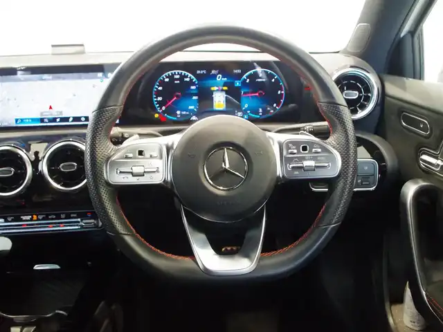 メルセデス・ベンツ Ｍ・ベンツ Ａ２００ｄ AMGライン 岐阜県 2021(令3)年 3.4万km ポーラホワイト レーダーセーフティパッケージ/　アクティブディスタンスアシスト/　アクティブブレーキアシスト/　PER-SAFE/　PER-SAFEプラス/　アクティブブラインドスポットアシスト/　アクティブレーンキーピングアシスト/　リアクロストラフィックアラート/AMGライン/　AMGスタイリングパッケージ/　マルチビームLEDヘッドライト/　アダプティブハイビームアシストプラス/ナビゲーションパッケージ/　トラフィックサインアシスト/　前席メモリー付きパワーシート/　アクティブステアリングアシスト/　アクティブレーンチェンジアシスト/　フルセグTV/　Bluetooth/純正ETC/　