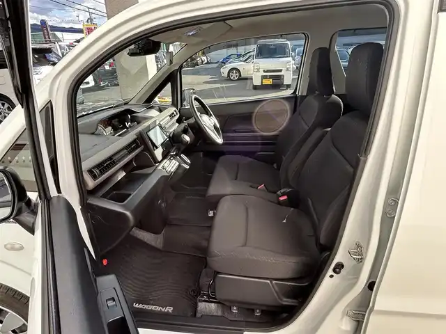 スズキ ワゴンＲ HYBRID FX 大阪府 2020(令2)年 1.7万km スペリアホワイト 1オーナー/純正ナビ/（ワンセグ／ＢＴ／ＣＤ／ＤＶＤ）/全方位カメラ/衝突被害軽減システム/横滑り機能/運転席シートーヒーター/純正アルミキャップ/純正フロアマット/ドライブレコーダー/ＥＴＣ/保証書/取扱説明書/スペアキー